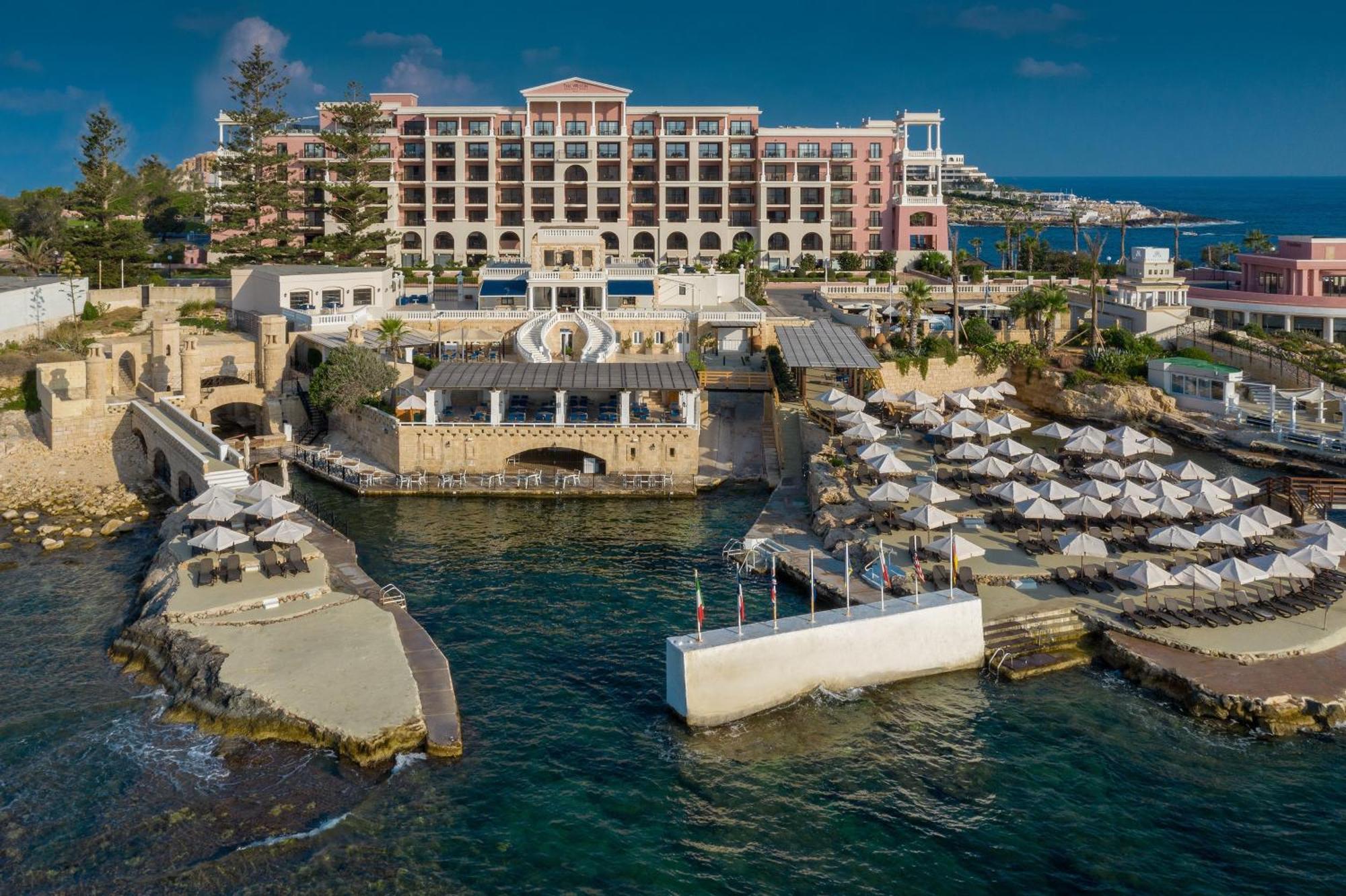 The Westin Dragonara Resort, Malta San Julián Exterior foto The Westin St. George's Bay