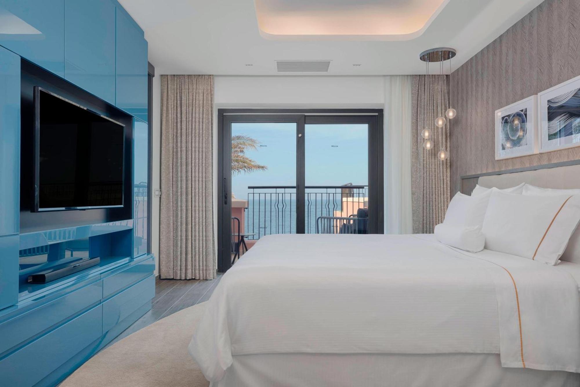 The Westin Dragonara Resort, Malta San Julián Exterior foto A bedroom at the W South Beach